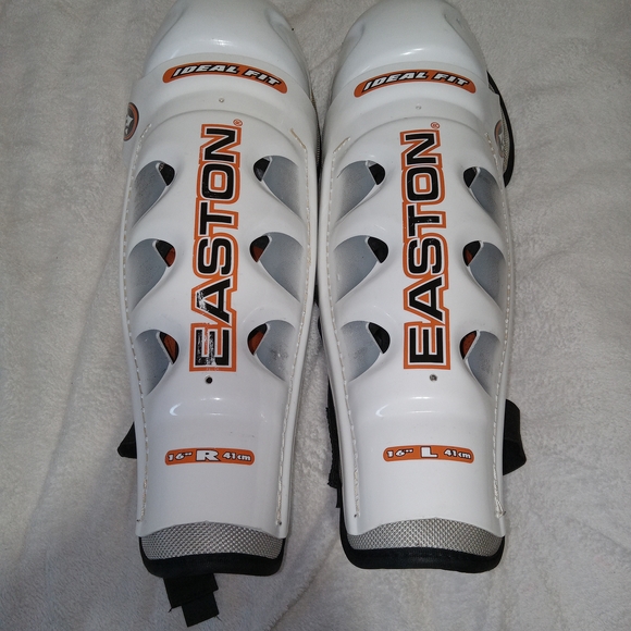 Easton Other - Easton Ideal Fit Hockey Shin Guards 16” White Senior Pair Ice Hockey